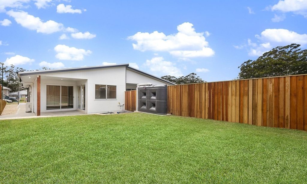 Stables Way, House & Granny Flat, Granny Flat Garden