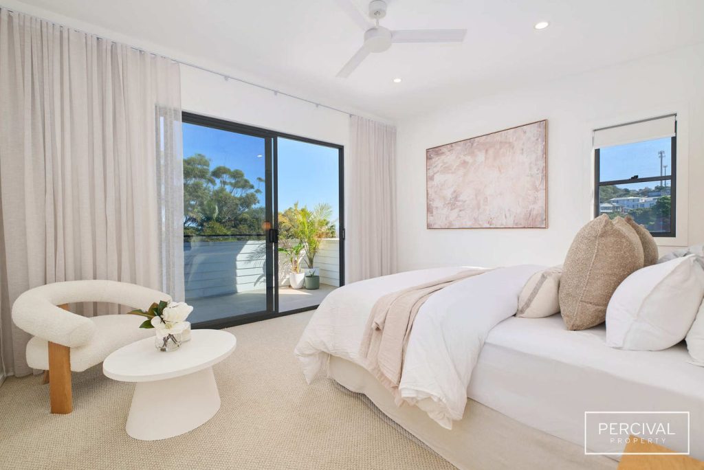 Transit Hill House Main Bedroom