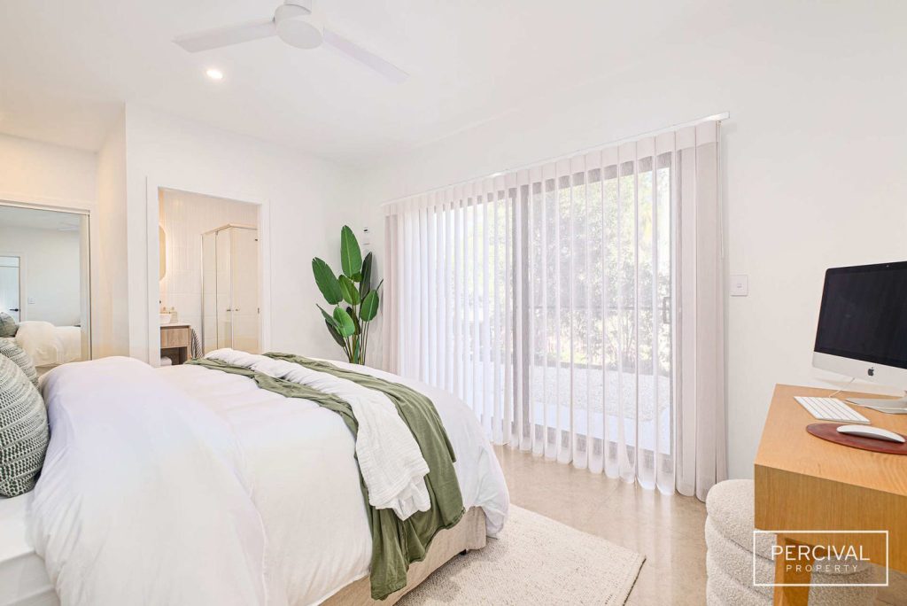 Transit Hill House Main Bedroom