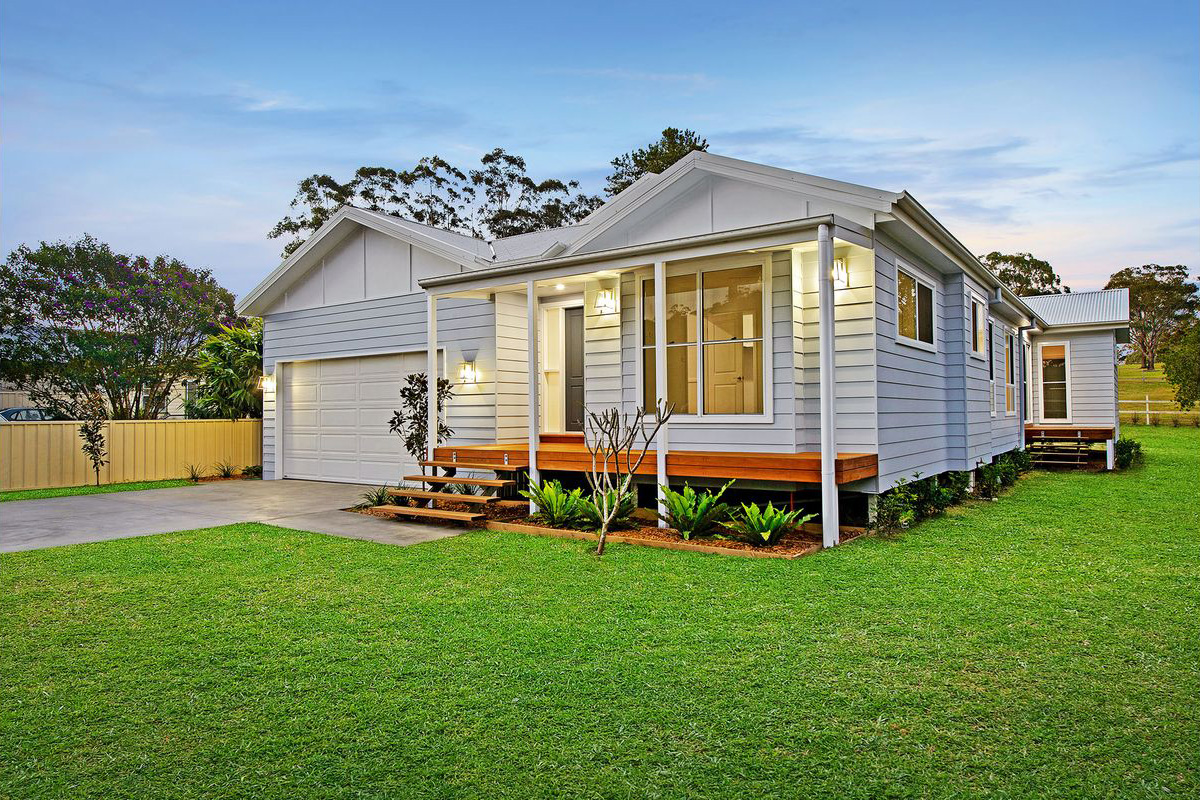 Coastal Hamptons Home, Front Verandah